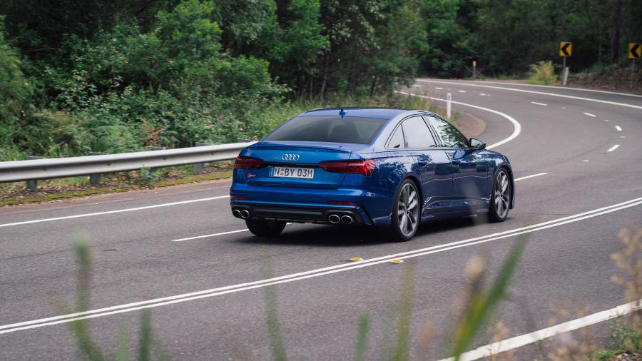  Audi S6 Sedan TFSI (C8) 2020 года  (AU) (фото 32 из 35)